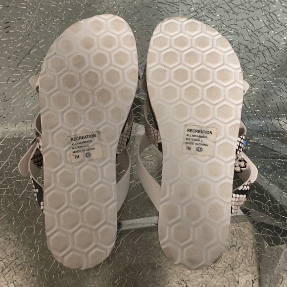 Strap Sandals - Brand New - Picture 6 of 6